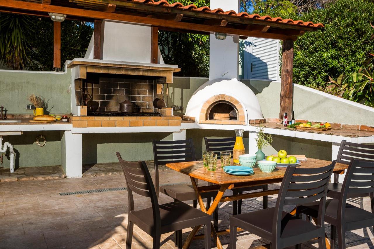 Bee'S Knees Retreat Villa Pesádha Exterior photo
